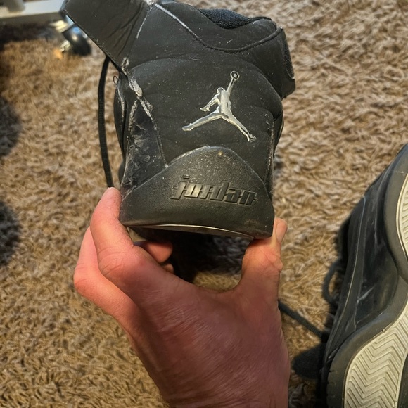 Air Jordan basketball shoes - Picture 4 of 6